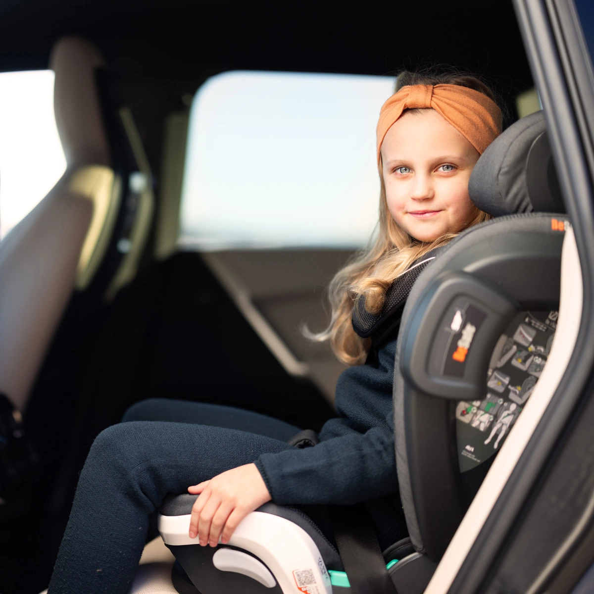 iZi Flex Fix 2 iSize - Fresh Black Cab-5