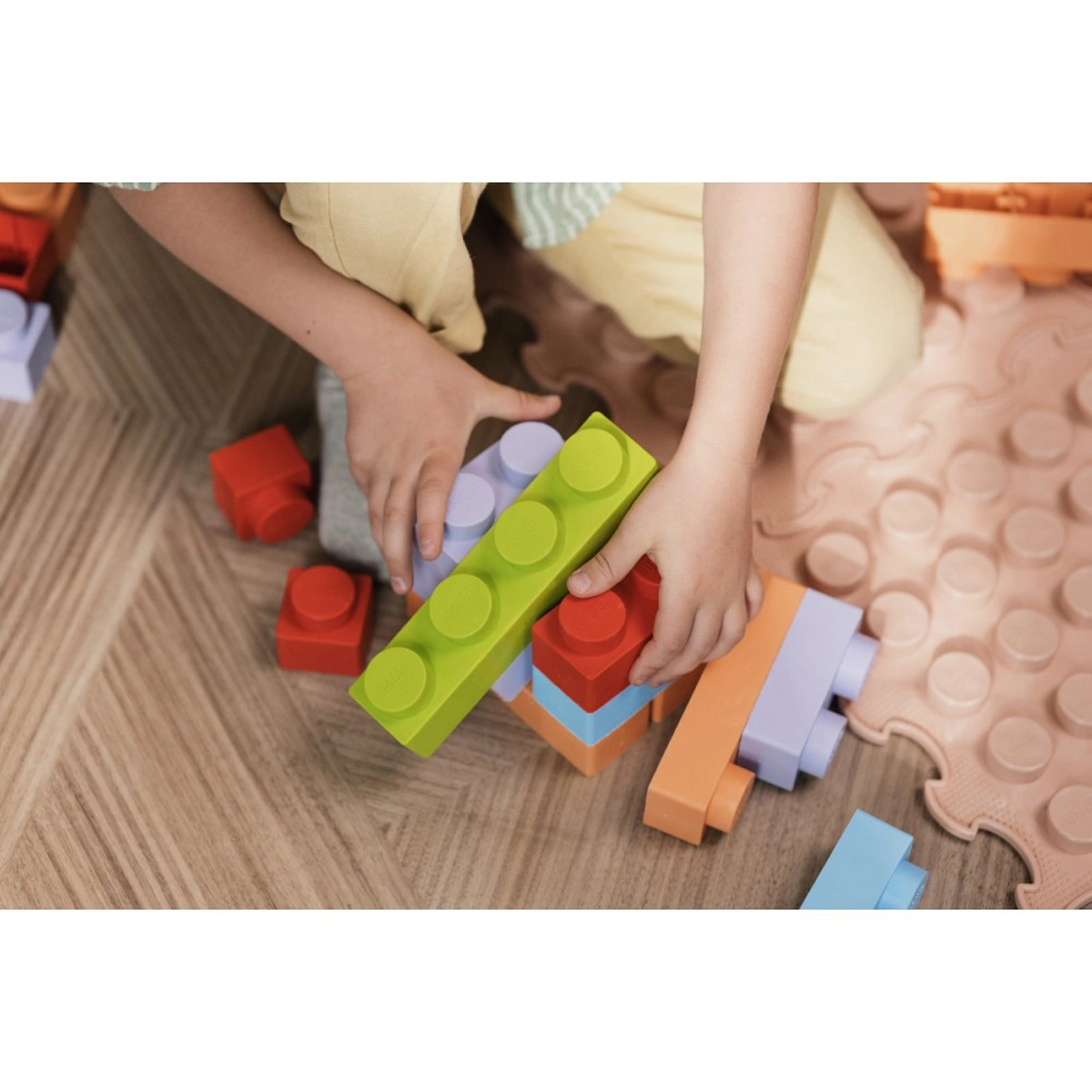 Kocke World of Sensory Soft Bricks L-1